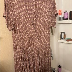 Torrid Mauve Geometric Long Sleeve Dress